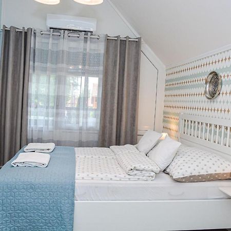 Holly Vendeghaz Appartement Hajdúszoboszló Buitenkant foto