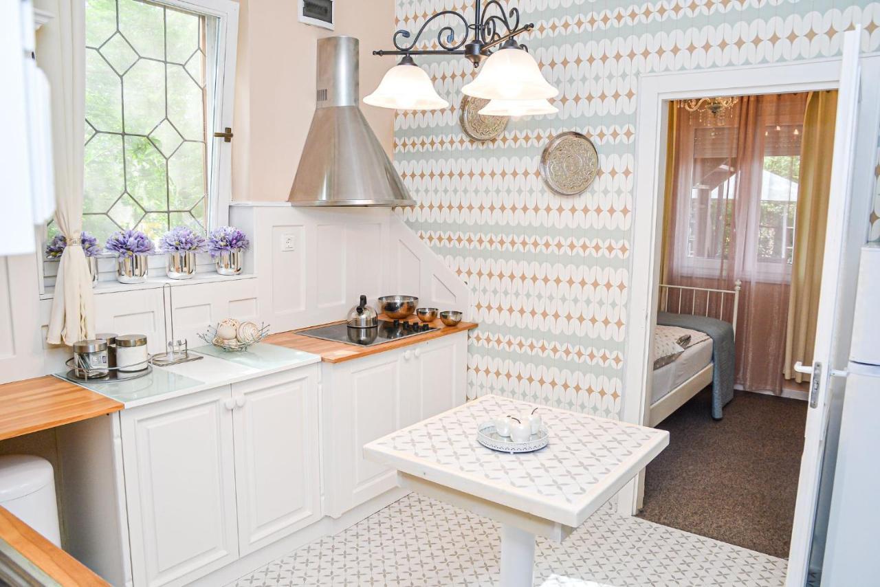 Holly Vendeghaz Appartement Hajdúszoboszló Buitenkant foto