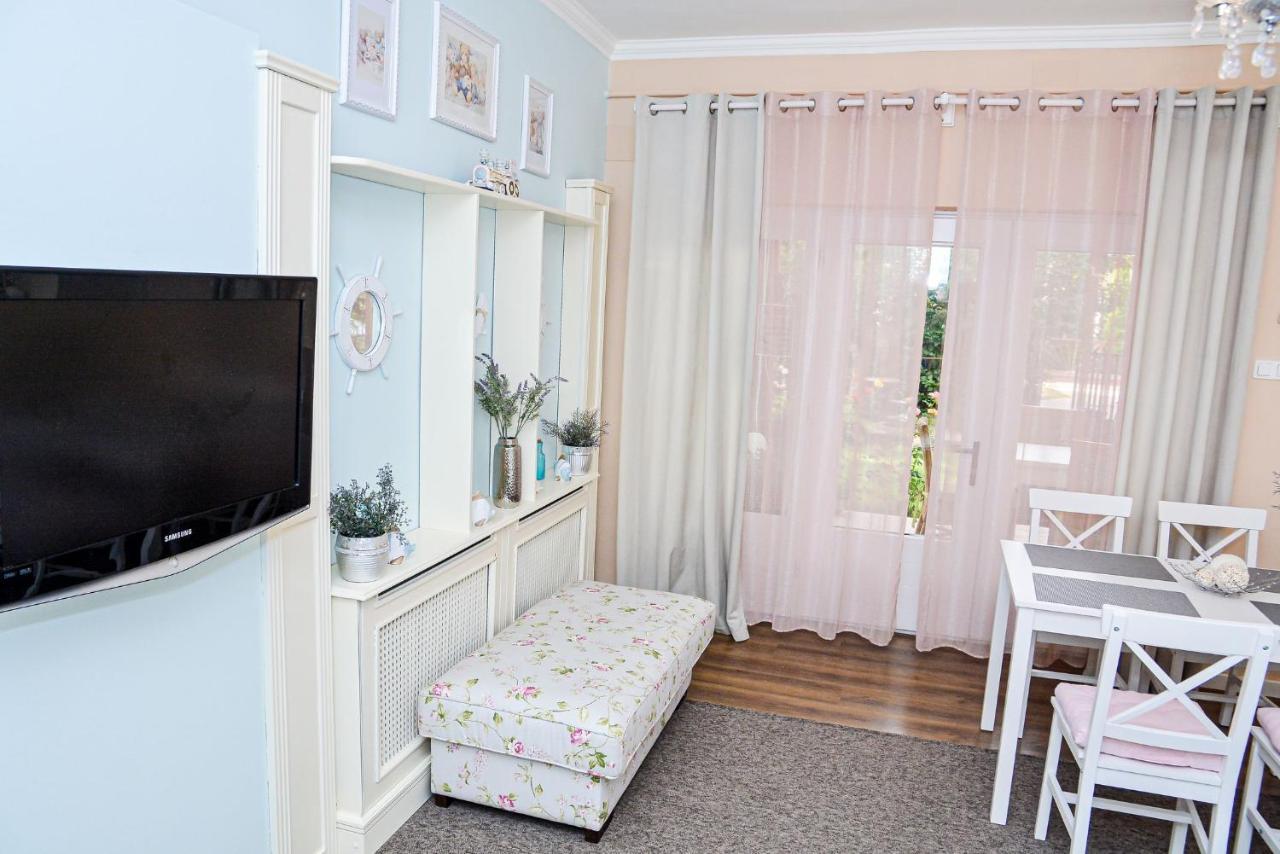 Holly Vendeghaz Appartement Hajdúszoboszló Buitenkant foto