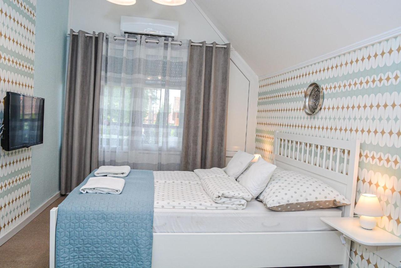 Holly Vendeghaz Appartement Hajdúszoboszló Buitenkant foto