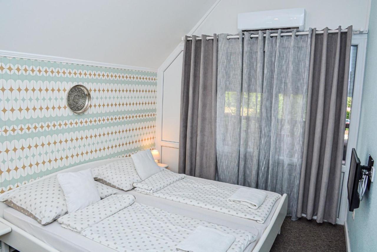 Holly Vendeghaz Appartement Hajdúszoboszló Buitenkant foto